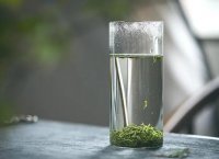 中國茶葉的三大類： 綠茶、紅茶、烏龍茶